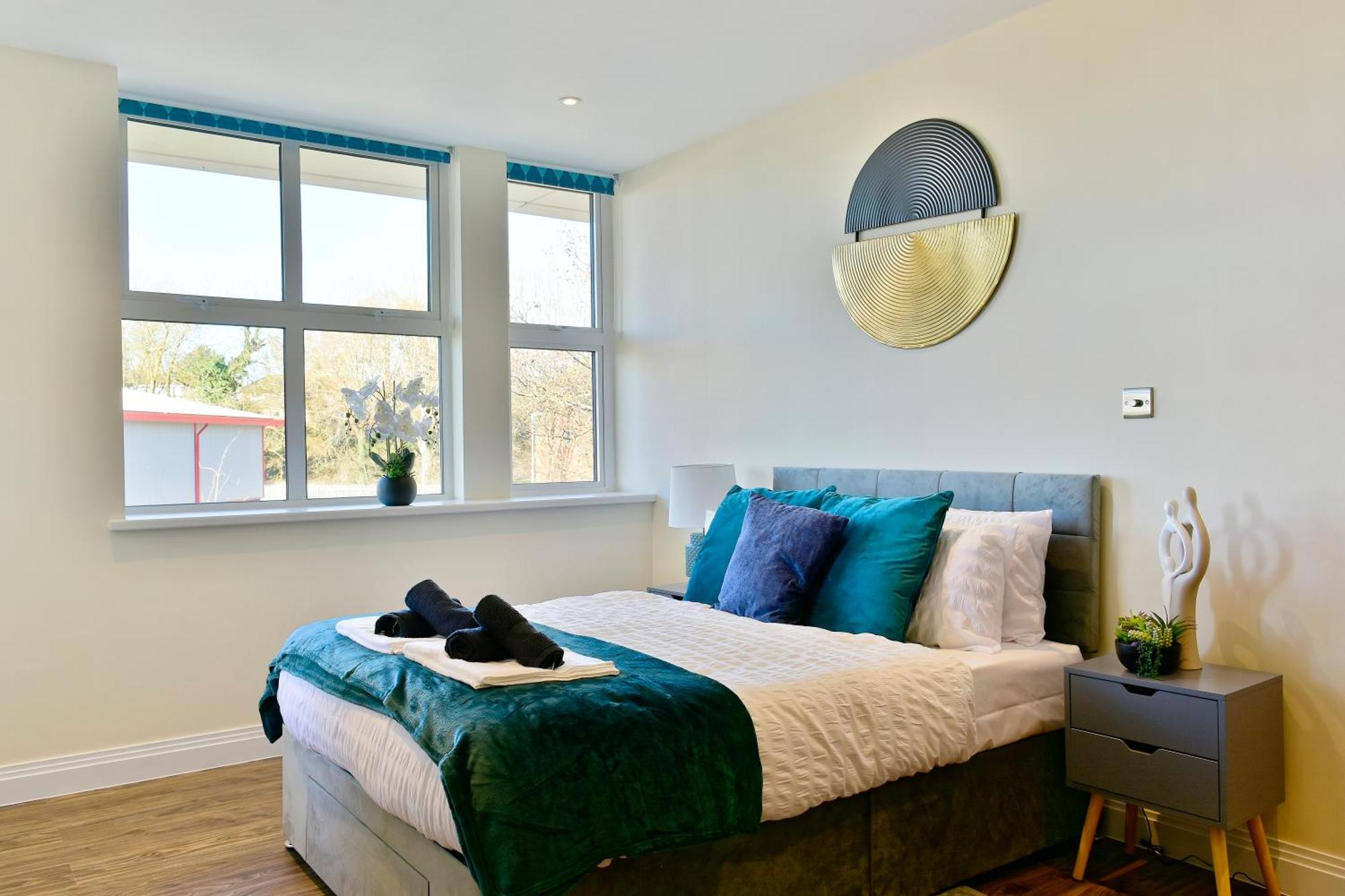 Stunning Apartment Near Citycentre & Oracle Reading Buitenkant foto